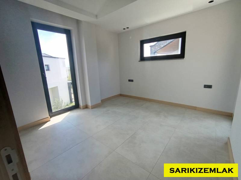 Edremit Güre Mah`da3+1  Villa. - 12